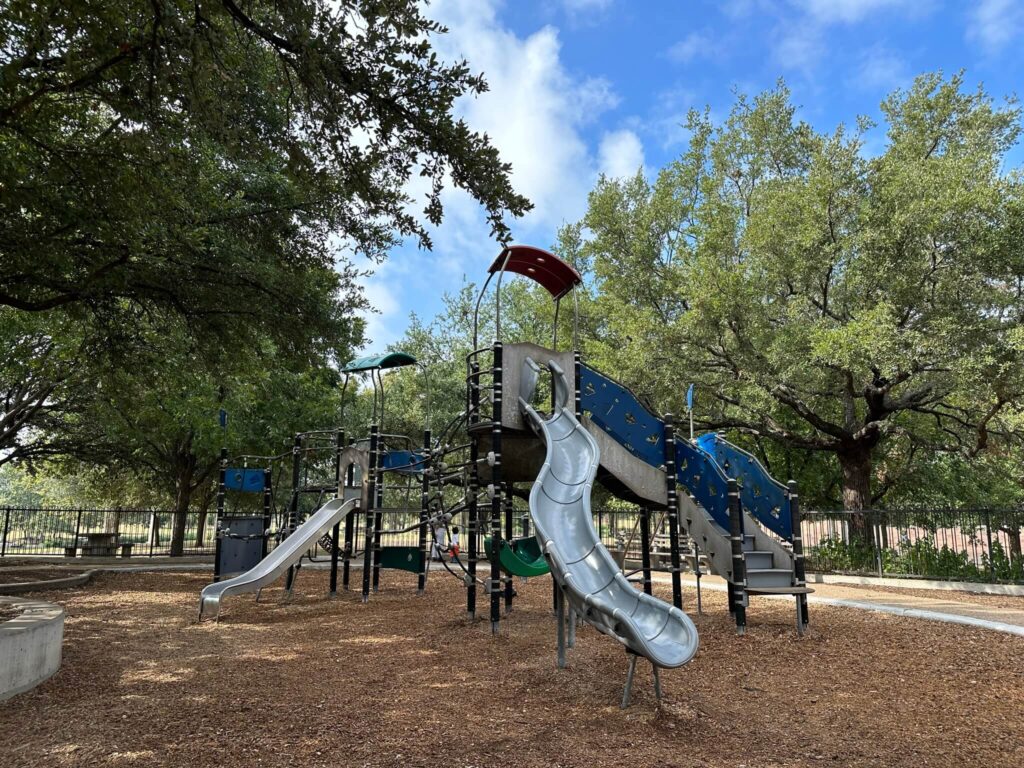 mueller lake park shade