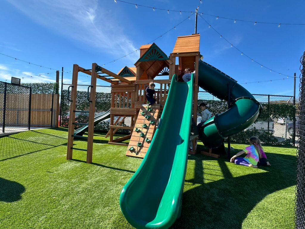 bouldin acres north austin restaurant with playground