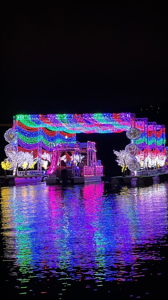 boats on the lake austin festival of lights at mozarts