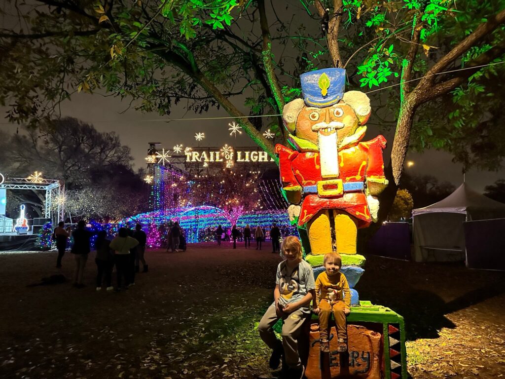 trail of lights austin