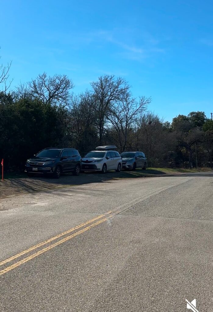 where to park when going to find the dinosaur tracks in leander